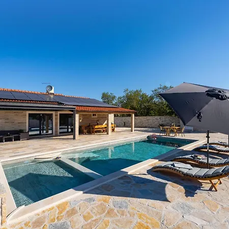 My Dalmatia - Indy With Private Heated Pool Сasa de vacaciones