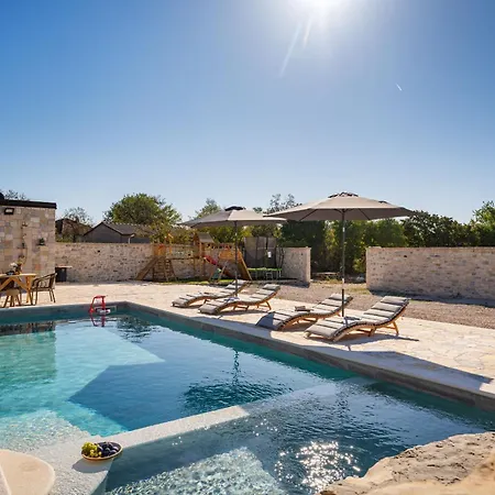 My Dalmatia - Indy With Private Heated Pool *