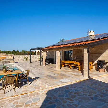 Сasa de vacaciones My Dalmatia - Indy With Private Heated Pool *