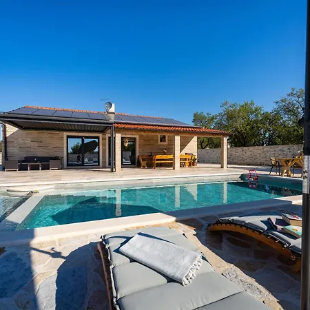Сasa de vacaciones My Dalmatia - Indy With Private Heated Pool
