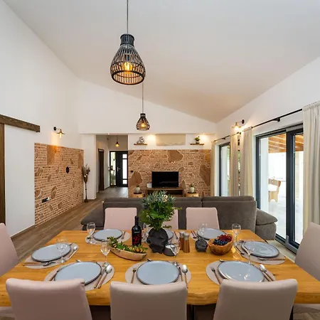 My Dalmatia - Indy With Private Heated Pool Сasa de vacaciones Sopot (Zadar)