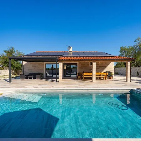 My Dalmatia - Indy With Private Heated Pool *