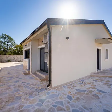 My Dalmatia - Indy With Private Heated Pool Сasa de vacaciones